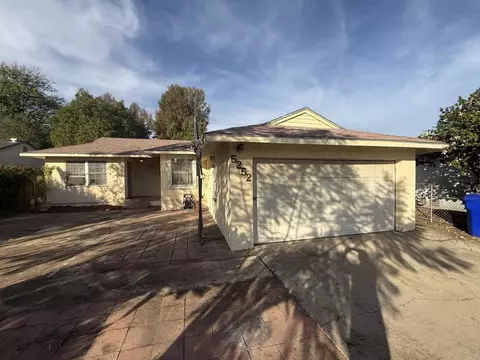 5252 Oak Park Dr, San Diego, CA 92105