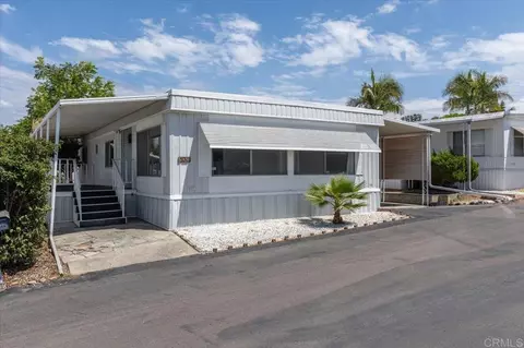718 Sycamore Ave #109, Vista, CA 92083