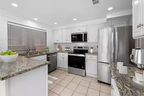831 E 3rd Ave #8, Escondido, CA 92025