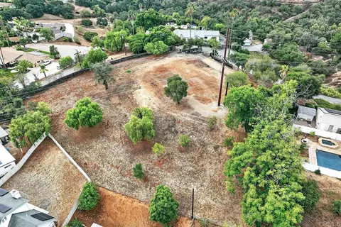 2147 Sunset Dr, Escondido, CA 92025 photo 8
