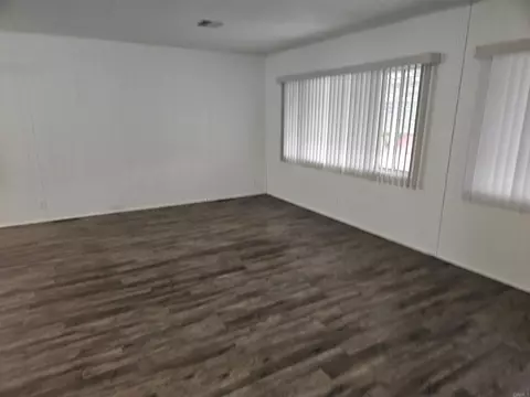 1010 E Bobier Dr #174, Vista, CA 92084 photo 2