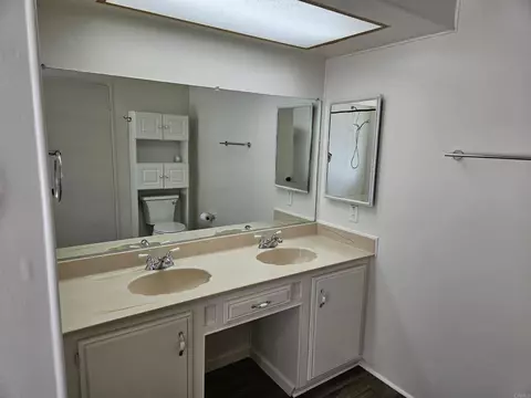 1010 E Bobier Dr #174, Vista, CA 92084 photo 6