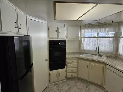 1010 E Bobier Dr #174, Vista, CA 92084 photo 3