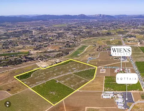 Via Del Ponte, Temecula, CA 92592 photo 2