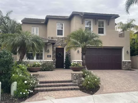 7450 Sundial Pl, Carlsbad, CA 92011