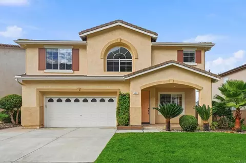 5051 Lake Circle Rd, Fallbrook, CA 92028