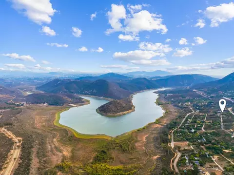 9703 Upas, Escondido, CA 92029