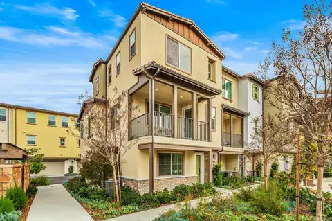1609 Holly Leaf Way, Oceanside, CA 92056