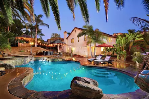 797 Vista Canyon Cir, Vista, CA 92084