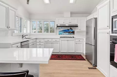 5417 Spencer Ln, Carlsbad, CA 92008