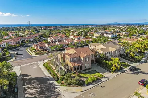 6647 Thrasher Pl, Carlsbad, CA 92011