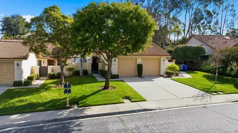 17859 Avenida Alozdra, San Diego, CA 92128