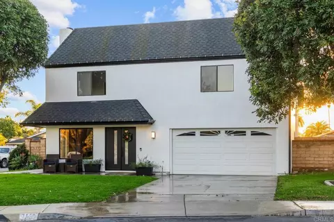 3865 Hibiscus Cir, Carlsbad, CA 92008