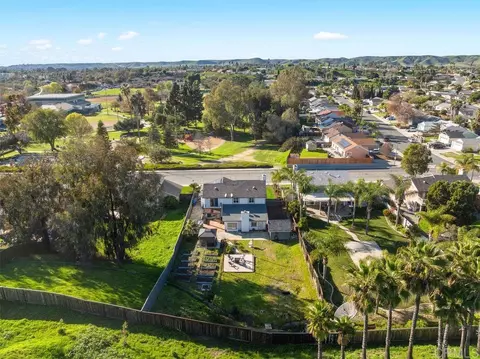 5322 Leon St, Oceanside, CA 92057