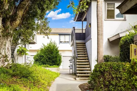 3448 Seabreeze Walk, Oceanside, CA 92056