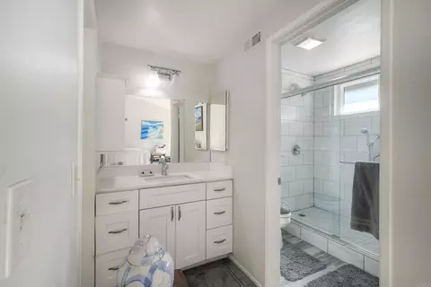 Bath - 4413 Point Degada, Oceanside, CA 92058 photo 1 of 2