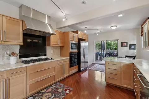 6712 Cantil St, Carlsbad, CA 92009