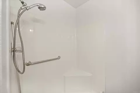Bath - 4440 Skimmer Way, Oceanside, CA 92057 photo 3 of 3