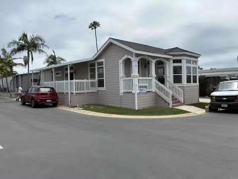 7233 San Bartolo St #376, Carlsbad, CA 92011