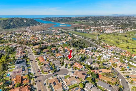 2415 Burgos Ct, Carlsbad, CA 92009