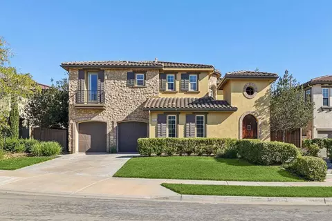 5527 Alexandrine Ct, Oceanside, CA 92057