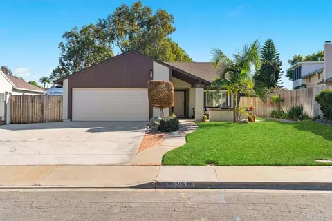 3230 Carr Dr, Oceanside, CA 92056