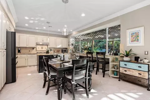 3337 Corte Verso, Carlsbad, CA 92009