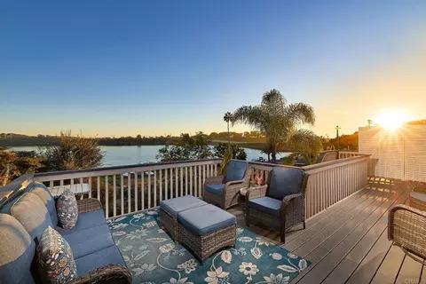 View/Area - 4235 Harrison St, Carlsbad, CA 92008 photo 6 of 9