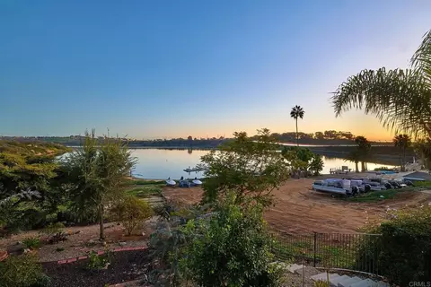 View/Area - 4235 Harrison St, Carlsbad, CA 92008 photo 7 of 9