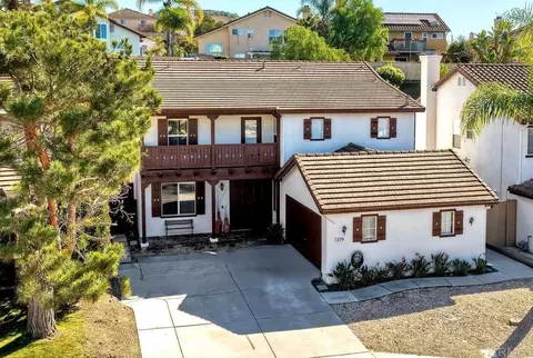 1379 Corte Bagalso, San Marcos, CA 92069