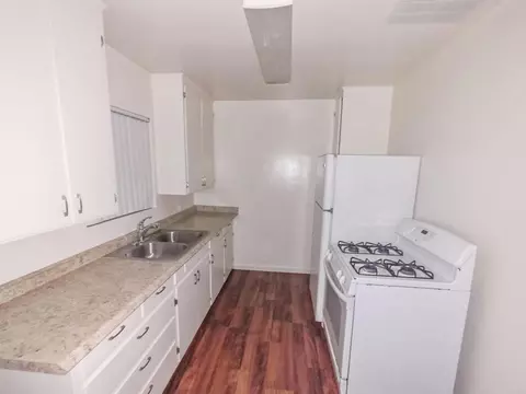 Kitchen - 403 4th Ave, Escondido, CA 92025 photo 1 of 3