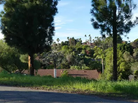 725 Yucca Rd, Fallbrook, CA 92028 photo 7
