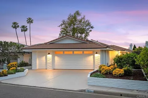 1515 San Pablo Dr, San Marcos, CA 92078