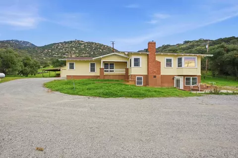 3161 Shue Pl, Escondido, CA 92027