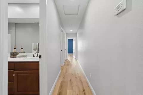 Entry Way - 321 William Pittenger Pl, Fallbrook, CA 92028 photo 1 of 2