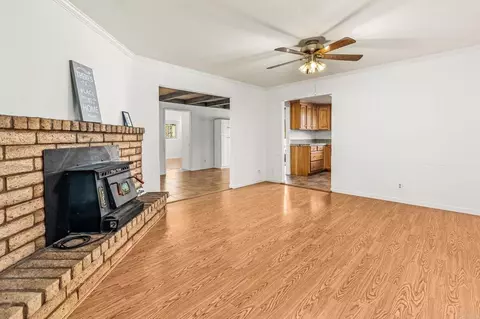 Living - 1105 Via Prado, Fallbrook, CA 92028 photo 1 of 4