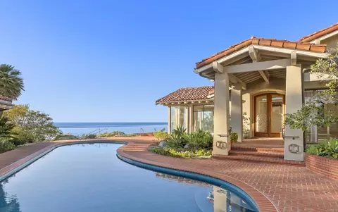 7301 Encelia Dr, La Jolla, CA 92037
