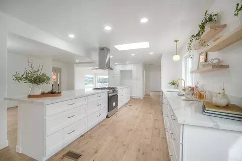 1438 Salem Ct, Oceanside, CA 92057