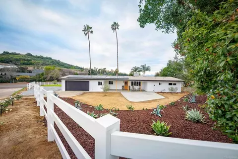 1505 Highgrove Dr, Escondido, CA 92027