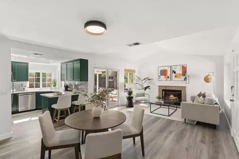 725 Cleveland Ave, Escondido, CA 92026