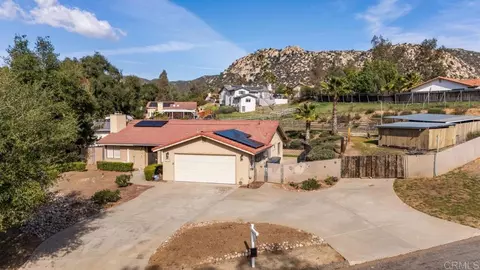 24820 Abalar Way, Ramona, CA 92065
