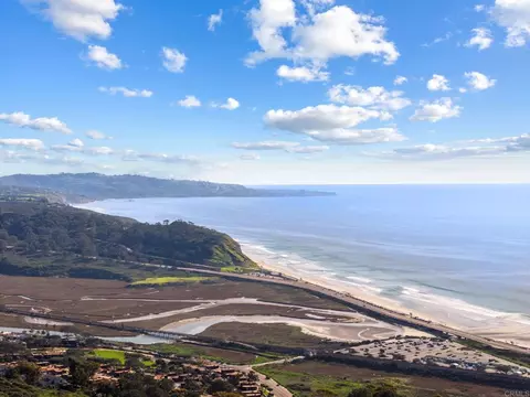 View/Area - 13635 Pine Needles Dr, Del Mar, CA 92014 photo 6 of 12