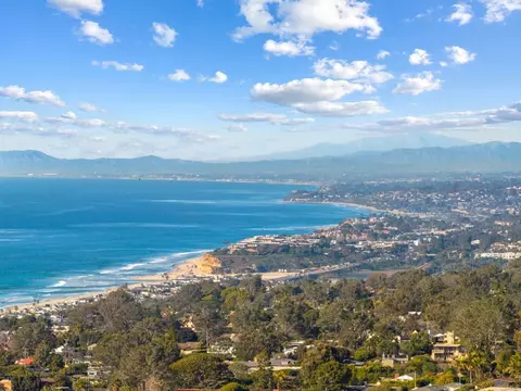 View/Area - 13635 Pine Needles Dr, Del Mar, CA 92014 photo 8 of 12