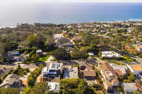 View/Area - 13635 Pine Needles Dr, Del Mar, CA 92014 photo 5 of 12