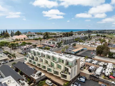 View/Area - 2648 State Street Unit #E, Carlsbad, CA 92008 photo 3 of 4