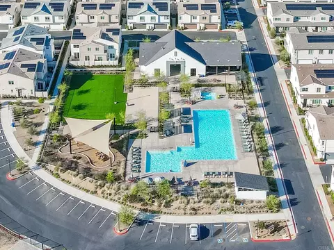 View/Area - 35190 Blossom Pl, Fallbrook, CA 92028 photo 17 of 18