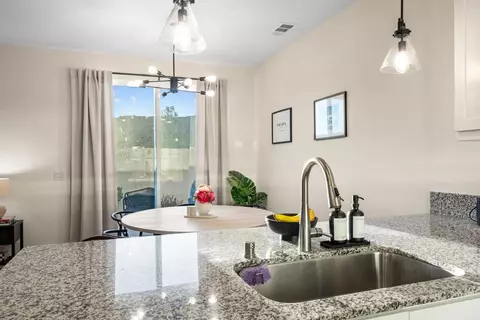 Kitchen - 35190 Blossom Pl, Fallbrook, CA 92028 photo 3 of 4