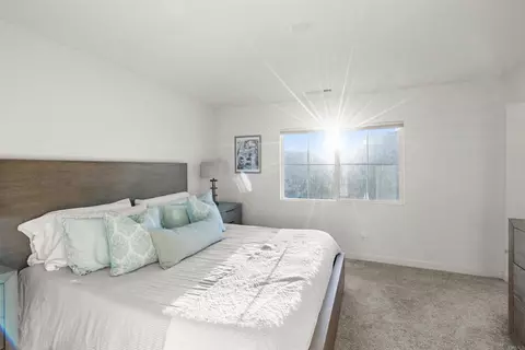 Bedroom - 35190 Blossom Pl, Fallbrook, CA 92028 photo 2 of 5