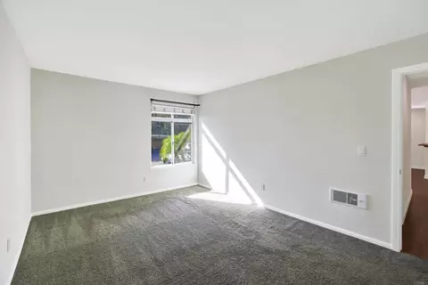 Bedroom - 432 Edgehill Ln #169, Oceanside, CA 92054 photo 1 of 2