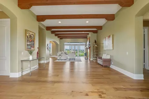 Entry Way - 4712 Briana Ct, Fallbrook, CA 92028 photo 2 of 4